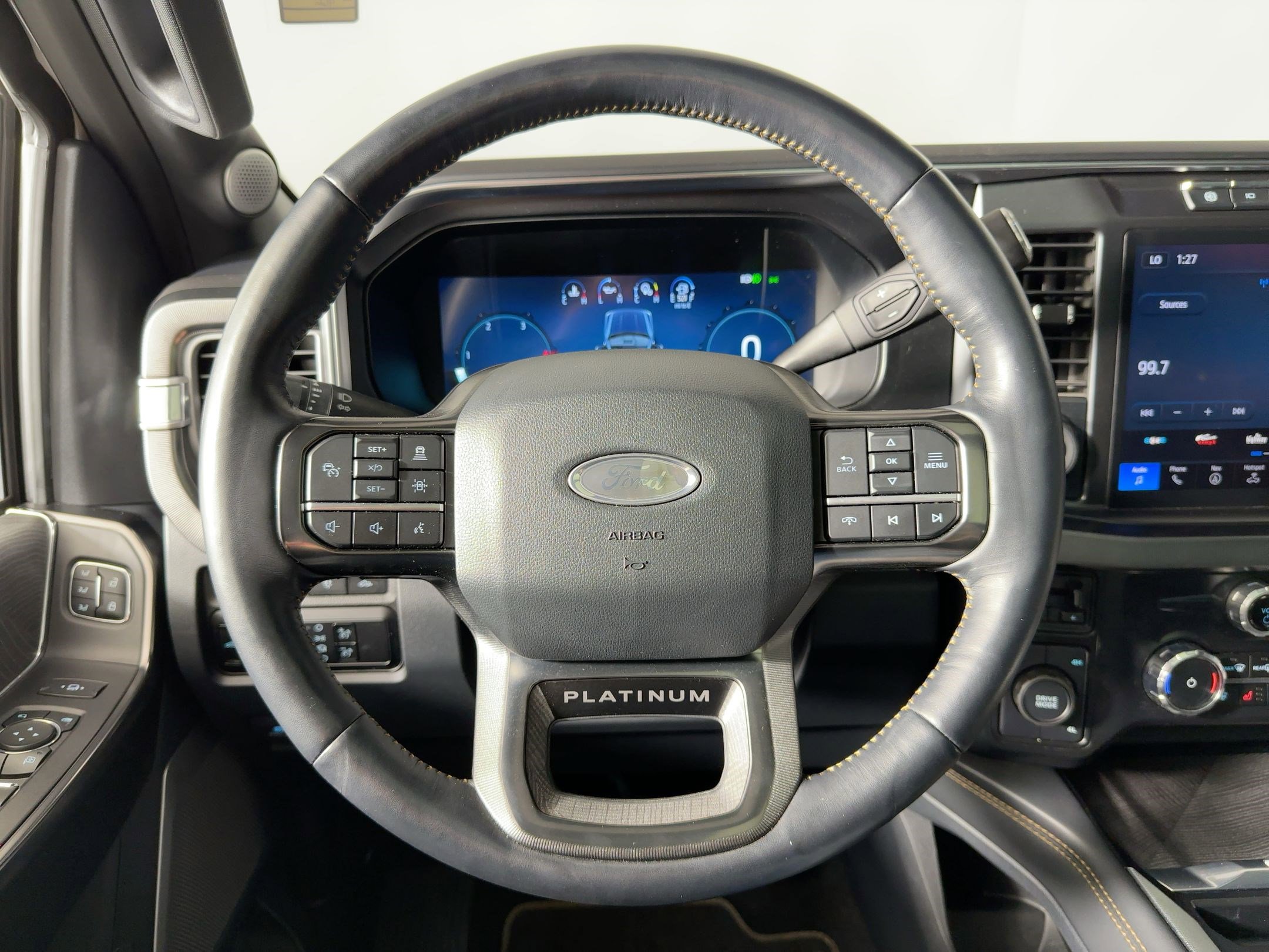 Used 2024 Ford F250 Platinum image 14