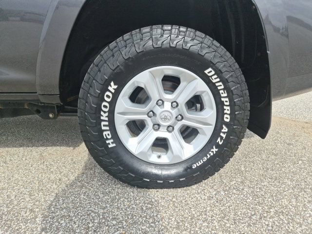 Used 2021 Toyota 4Runner SR5 image 10
