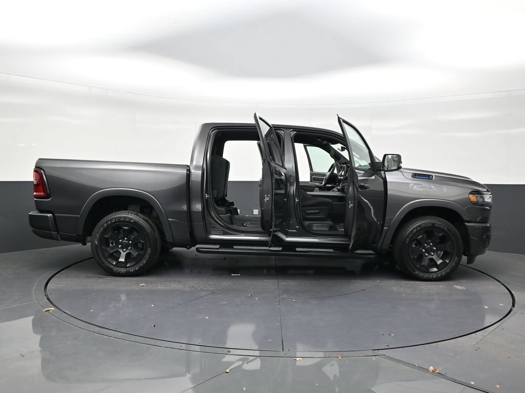 Used 2025 RAM 1500 Big Horn RWD image 26