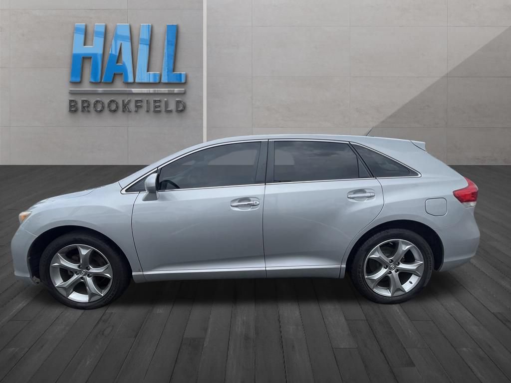Used 2009 Toyota Venza AWD image 2