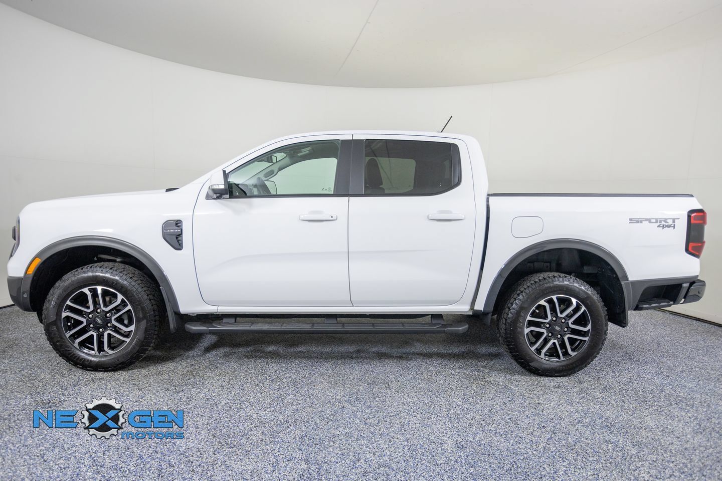 Used 2024 Ford Ranger Lariat w/ Advanced Towing Package AWD/4WD image 4