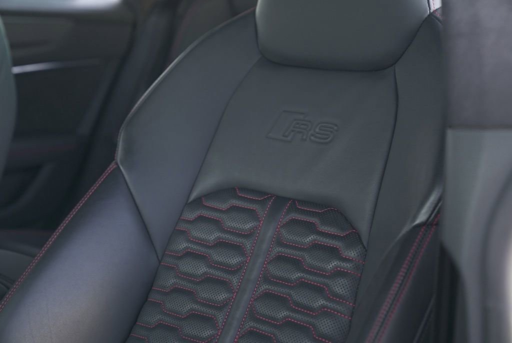 Used 2021 Audi RS 7 Sportback w/ Carbon Optic Package image 35