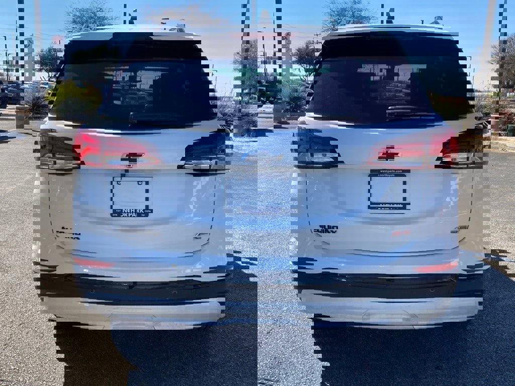 Used 2024 Chevrolet Equinox RS image 6