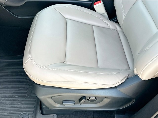 Used 2023 Ford Explorer XLT w/ Equipment Group 202A image 18