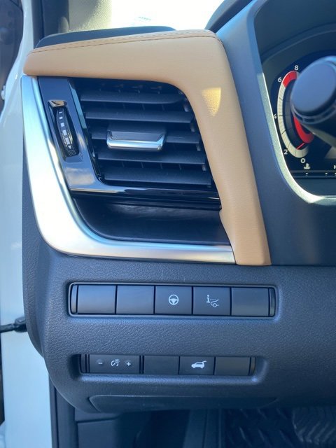 Used 2021 Nissan Rogue Platinum image 13