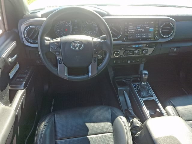 Used 2020 Toyota Tacoma TRD Off-Road w/ TRD Premium Off Road Package AWD/4WD image 14