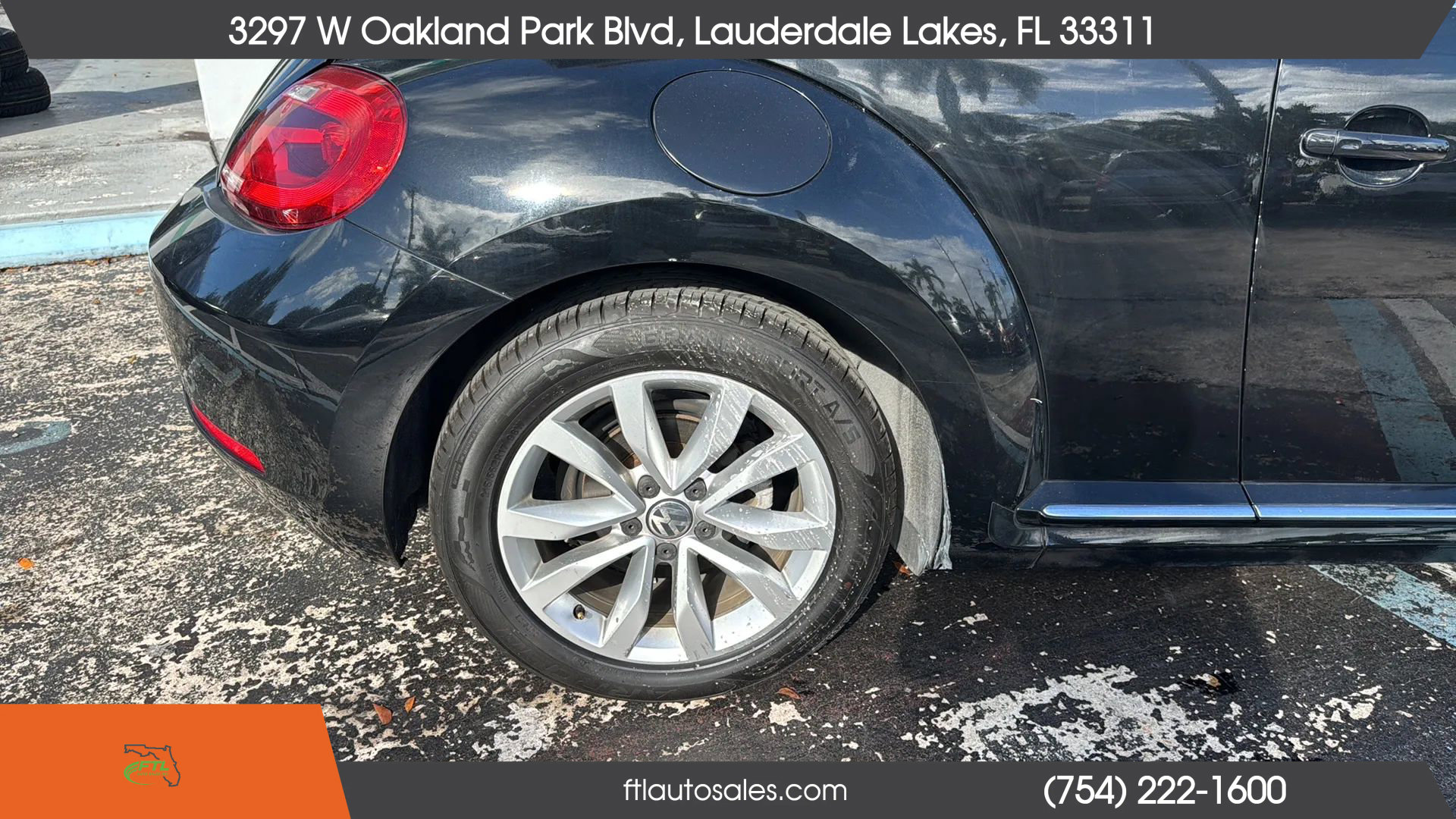 Used 2014 Volkswagen Beetle TDI image 16