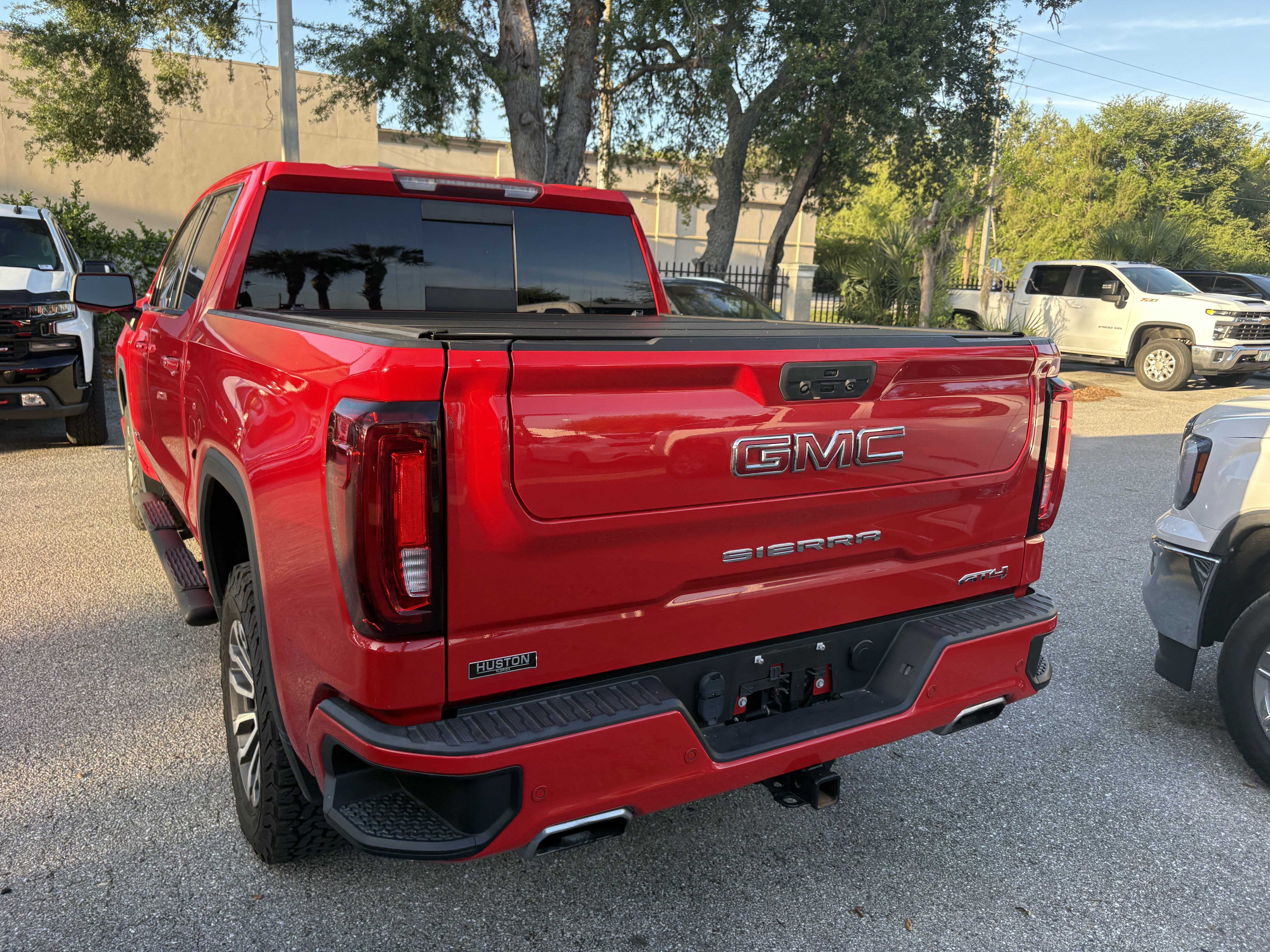 Certified 2021 GMC Sierra 1500 AT4 w/ AT4 Value Package image 5