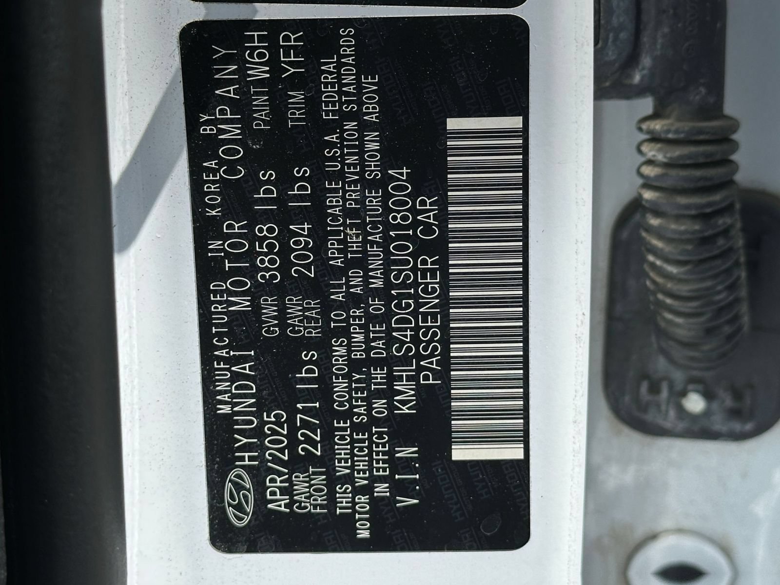 Used 2025 Hyundai Elantra SEL FWD image 29
