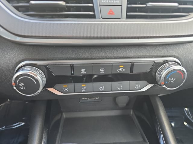 Used 2024 Nissan Altima 2.5 SR FWD image 4