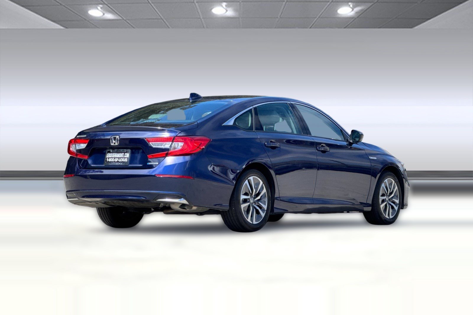 Used 2018 Honda Accord Hybrid image 8