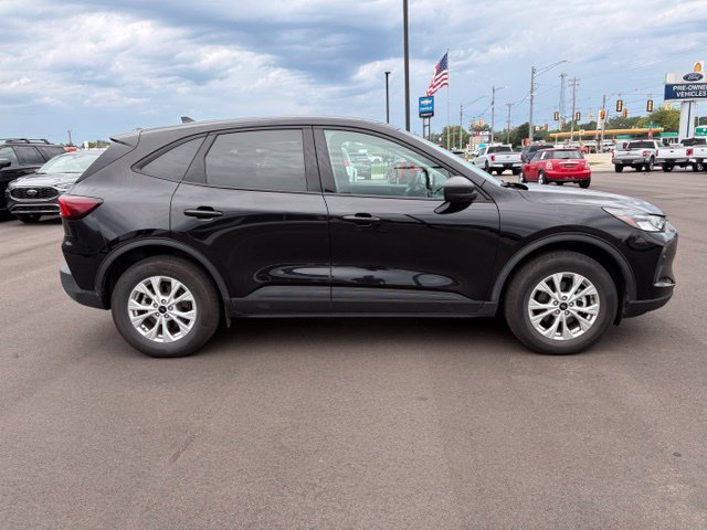 Used 2025 Ford Escape Active AWD/4WD image 6