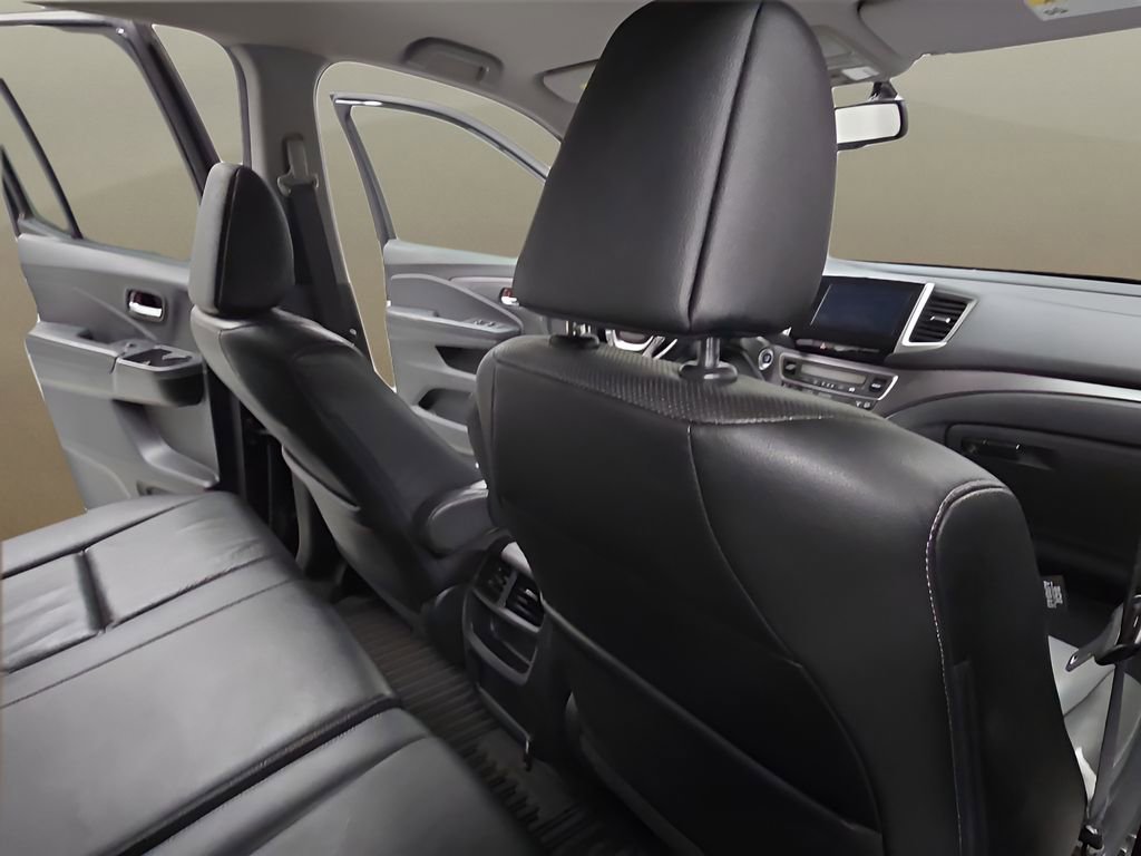 Used 2017 Honda Ridgeline RTL-T image 16