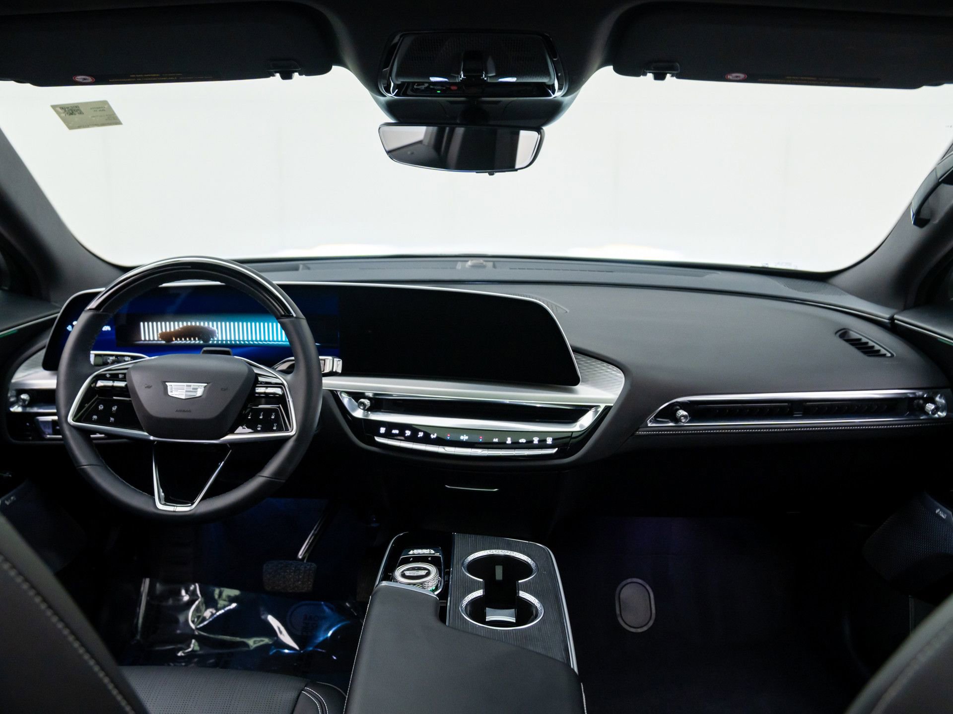 Certified 2024 Cadillac Lyriq Luxury w/ LPO, Floor Liner Package image 12