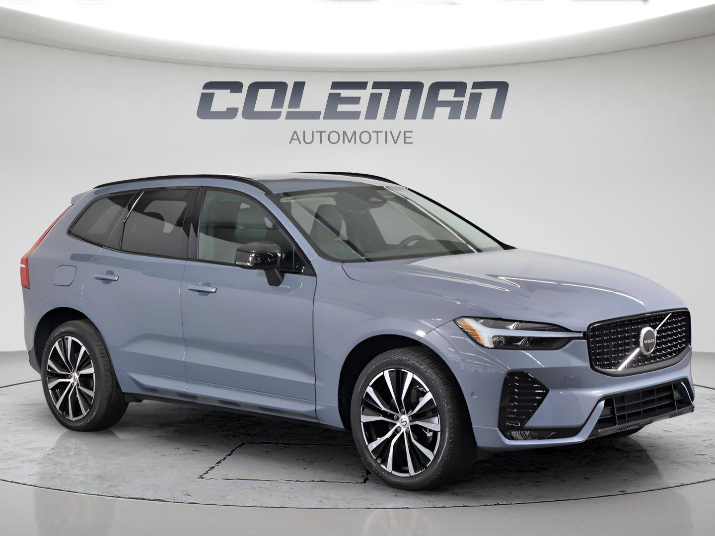 Used 2024 Volvo XC60 B5 Plus image 57