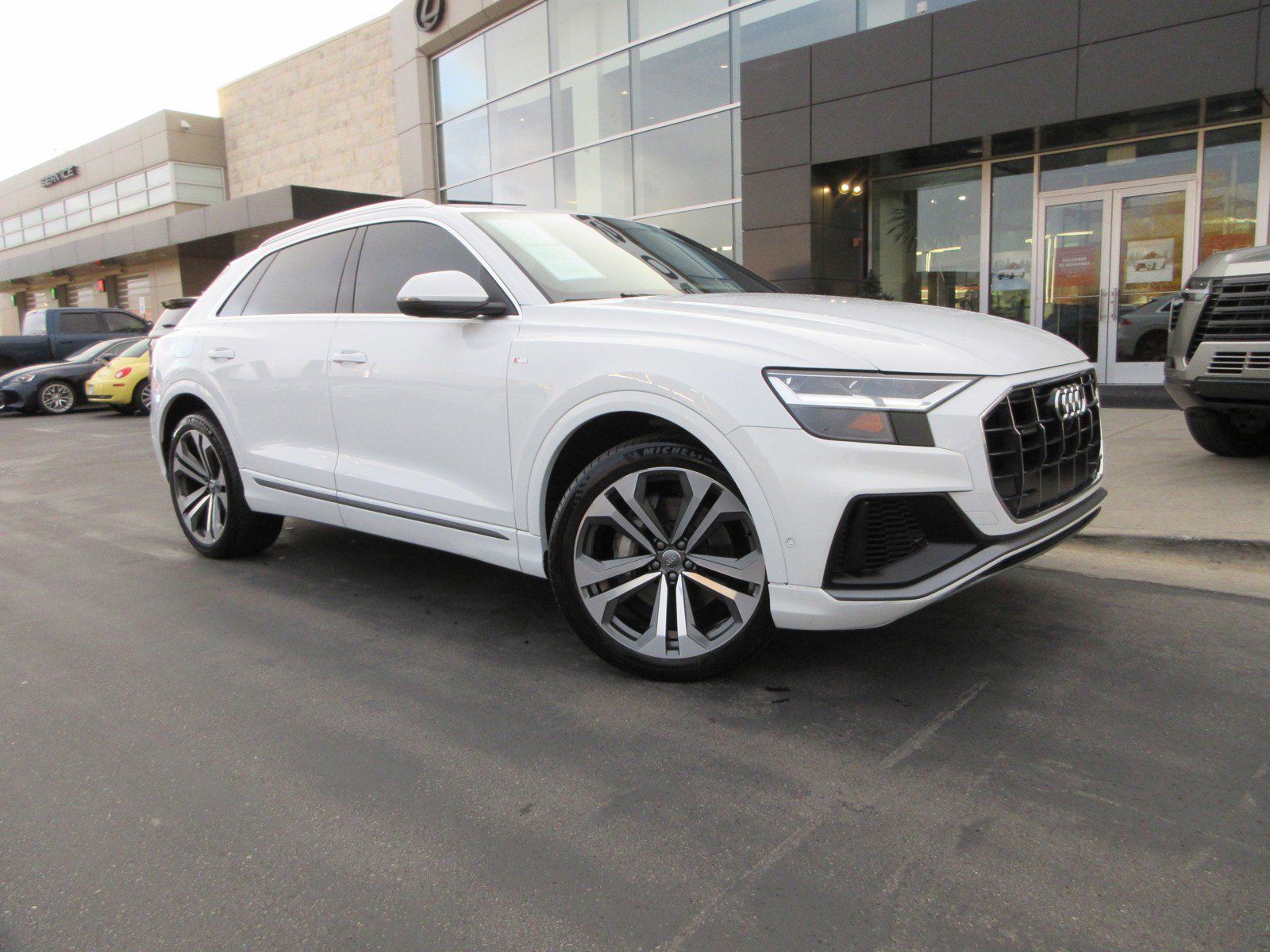 Used 2020 Audi Q8 Premium Plus image 15