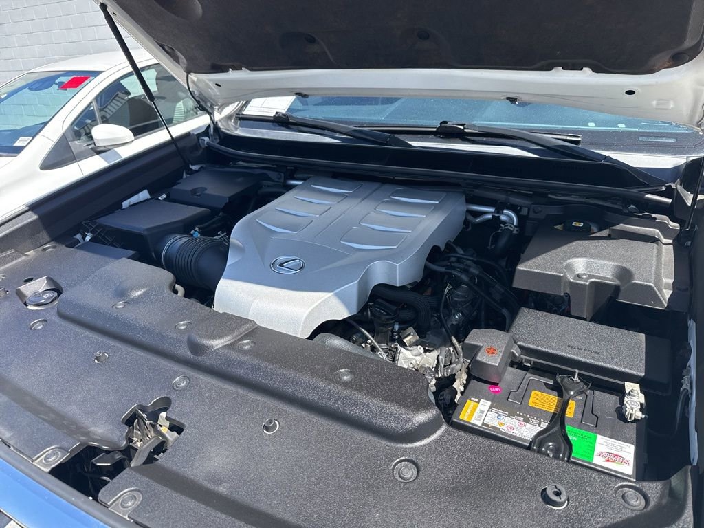 Used 2023 Lexus GX 460 Luxury w/ Sport Design Package image 31