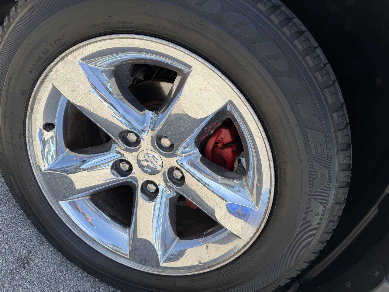 Used 2010 Dodge Ram 1500 Truck ST w/ SXT Appearance Group image 11