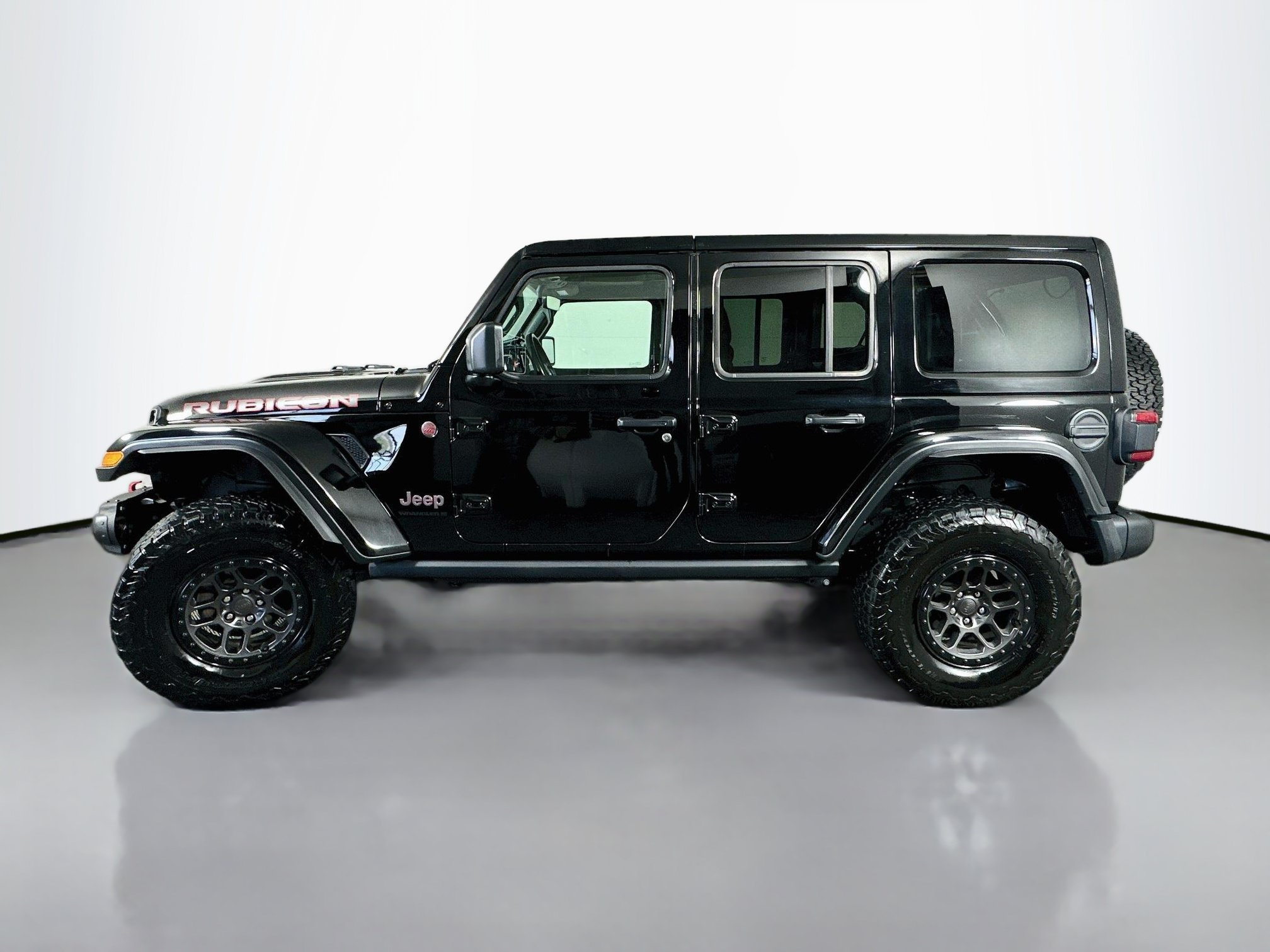 Used 2023 Jeep Wrangler Unlimited Rubicon w/ Xtreme 35 Tire Package AWD/4WD image 4