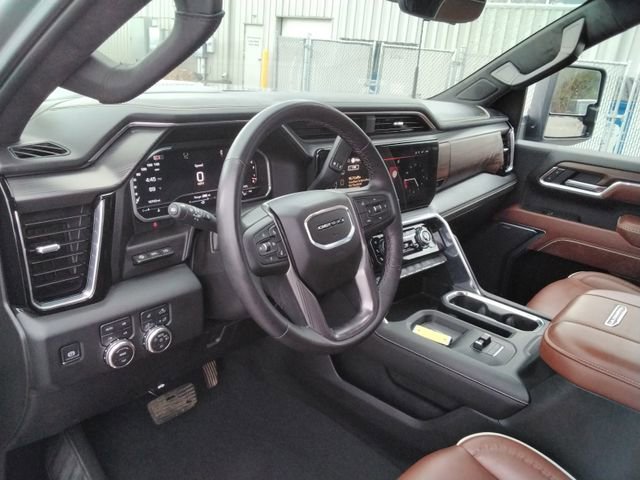 Used 2025 GMC Sierra 2500 Denali Ultimate AWD/4WD image 17
