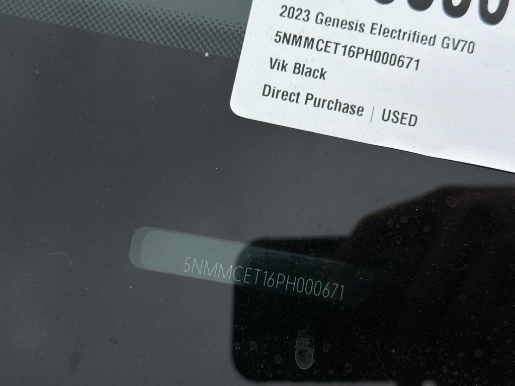 Used 2023 Genesis Electrified GV70 AWD/4WD image 4