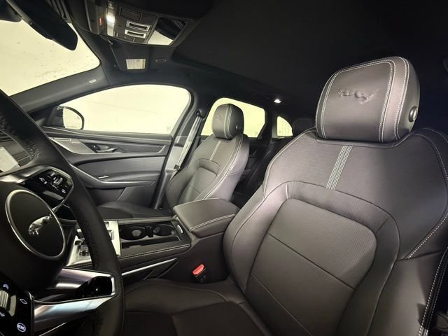 New 2026 Jaguar F-PACE R-Dynamic S AWD/4WD image 6