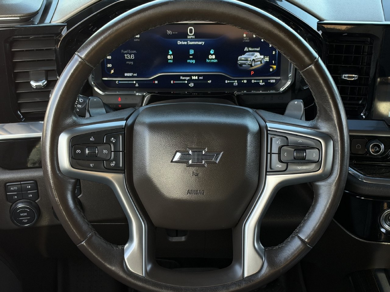 Used 2023 Chevrolet Silverado 1500 RST w/ Z71 Off-Road Package AWD/4WD image 13