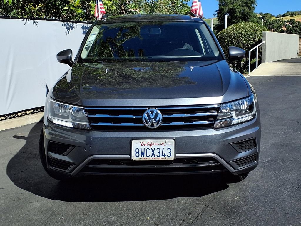 Used 2021 Volkswagen Tiguan S image 2