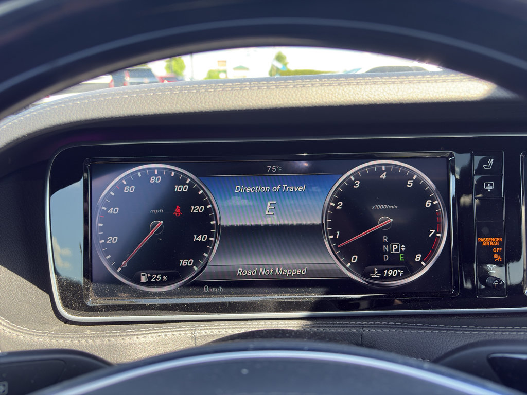 Used 2015 Mercedes-Benz S 550 4MATIC Sedan image 21