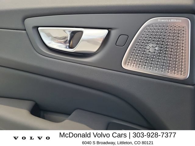 New 2026 Volvo XC60 T8 Ultra w/ Protection Package Premier AWD/4WD image 15
