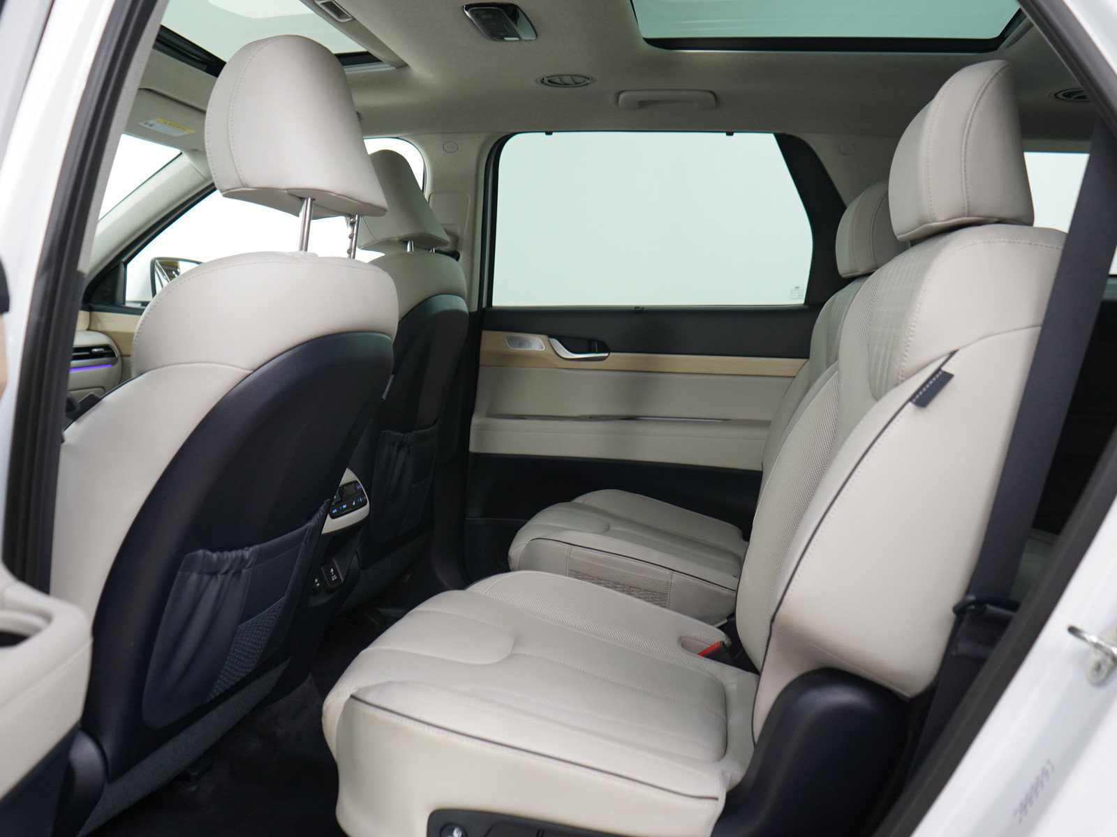 Certified 2024 Hyundai Palisade Limited AWD/4WD image 18