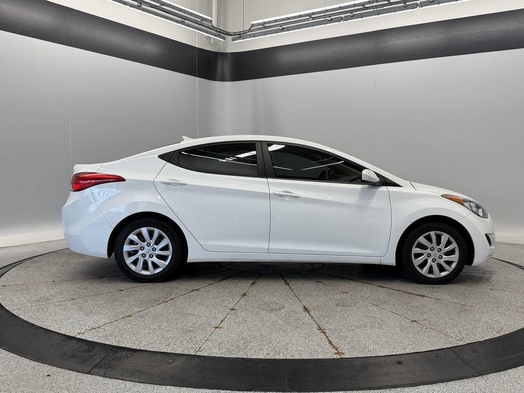 Used 2013 Hyundai Elantra GLS FWD image 8