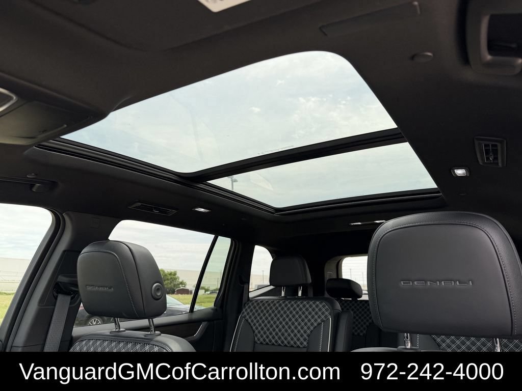 New 2026 GMC Acadia Denali w/ Super Cruise Package FWD image 24