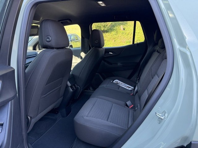 New 2026 Chevrolet Equinox LT image 18