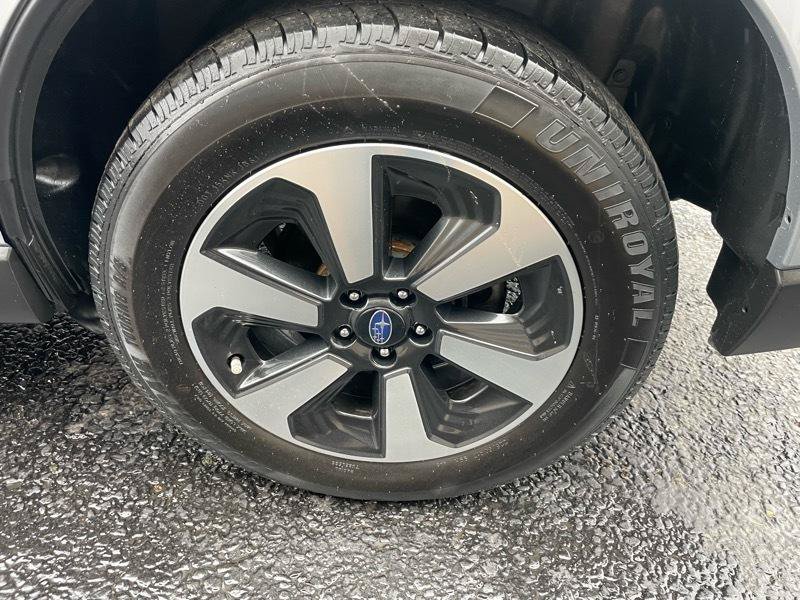 Used 2017 Subaru Forester 2.5i w/ Alloy Wheel Package AWD/4WD image 14