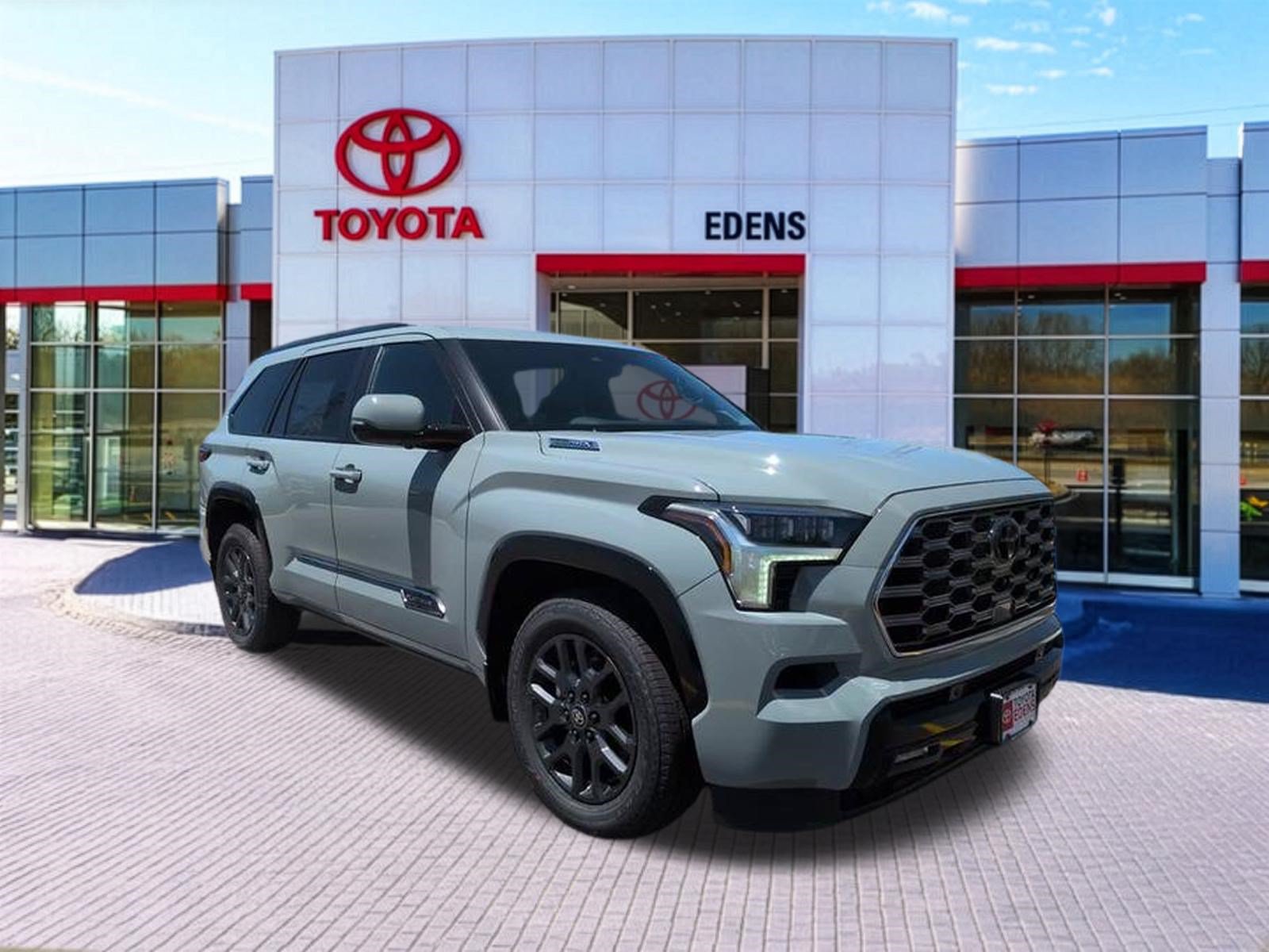 New 2026 Toyota Sequoia Platinum AWD/4WD image 1