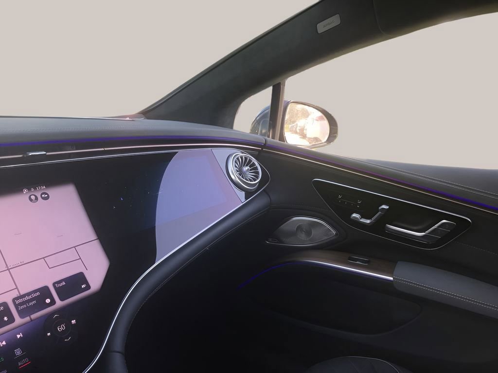 Used 2023 Mercedes-Benz EQS 580 4MATIC Sedan image 41