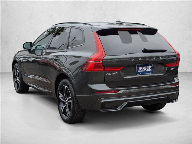 Used 2022 Volvo XC60 B5 R-Design image 8