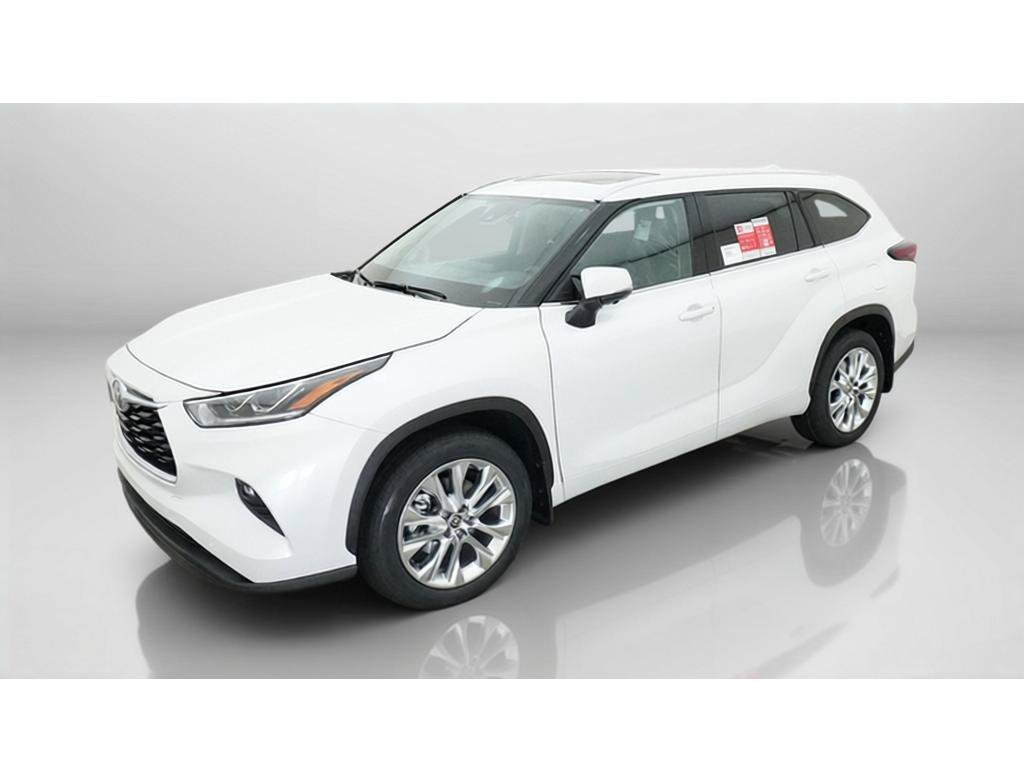 New 2026 Toyota Highlander Limited AWD/4WD image 1