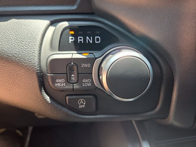 New 2026 RAM 1500 Express AWD/4WD image 25