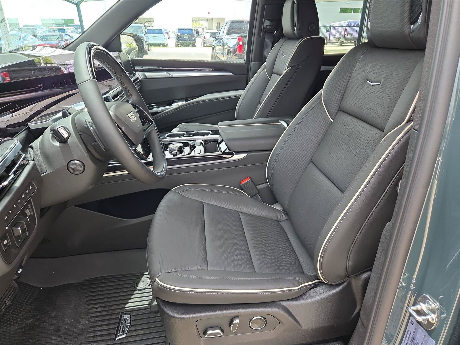 New 2026 Cadillac Escalade Sport w/ Touring Package AWD/4WD image 28