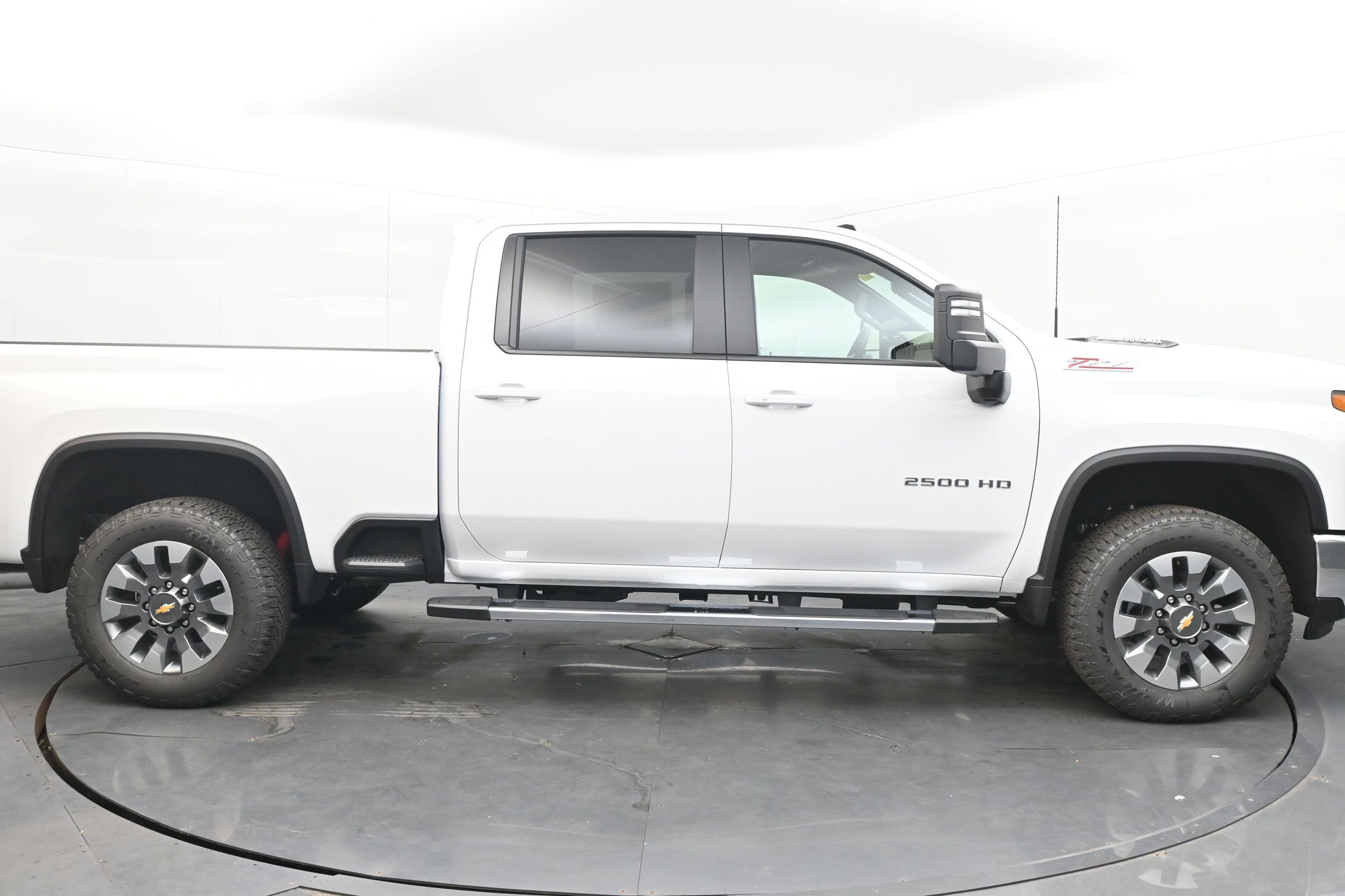 New 2026 Chevrolet Silverado 2500 LT image 10