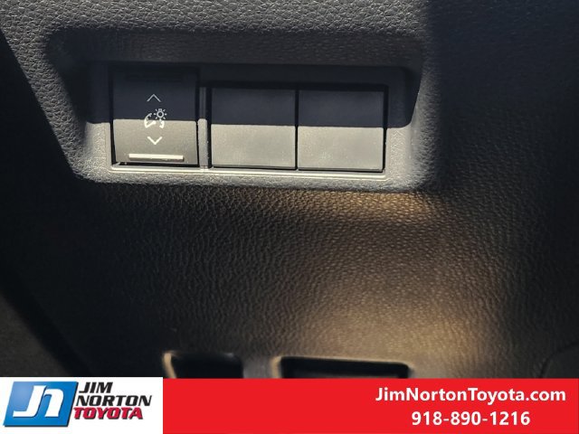 Used 2026 Toyota RAV4 SE AWD/4WD image 22