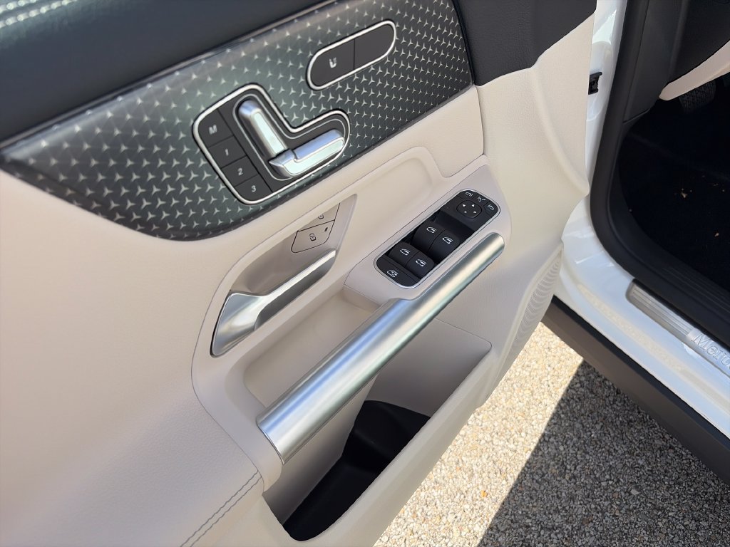 New 2026 Mercedes-Benz GLA 250 4MATIC image 11
