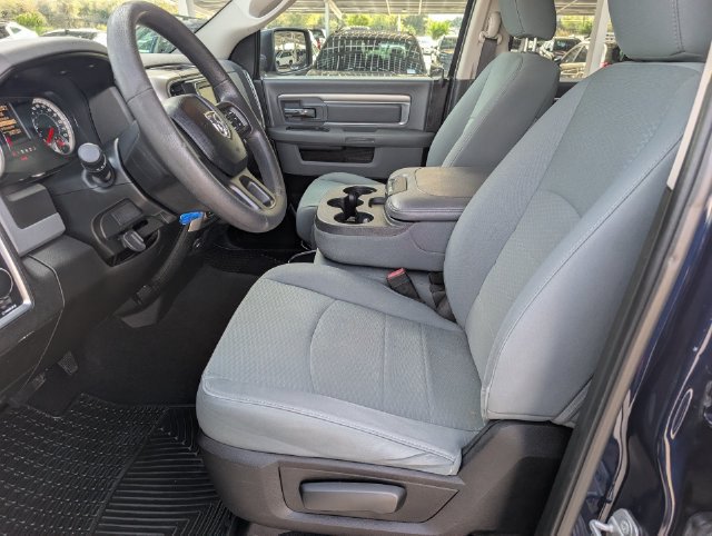 Used 2019 RAM 1500 Classic SLT AWD/4WD image 8