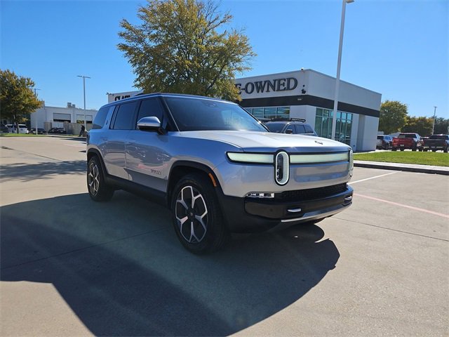Used 2024 Rivian R1S Adventure