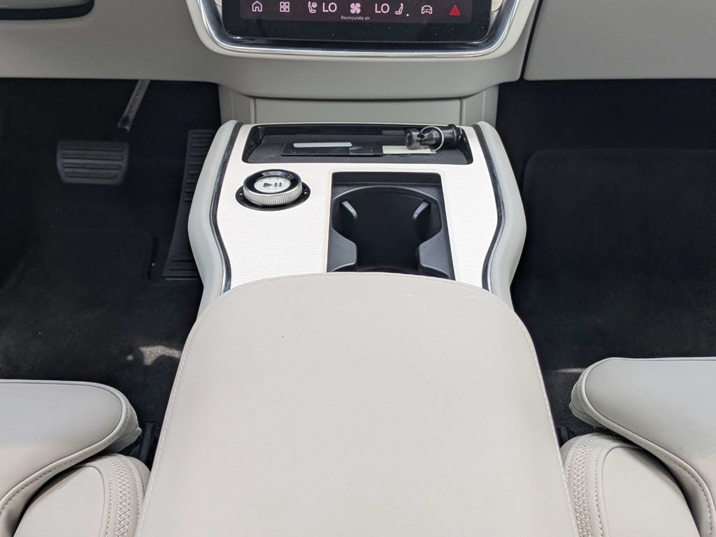 Certified 2025 Volvo EX90 Ultra AWD/4WD image 26