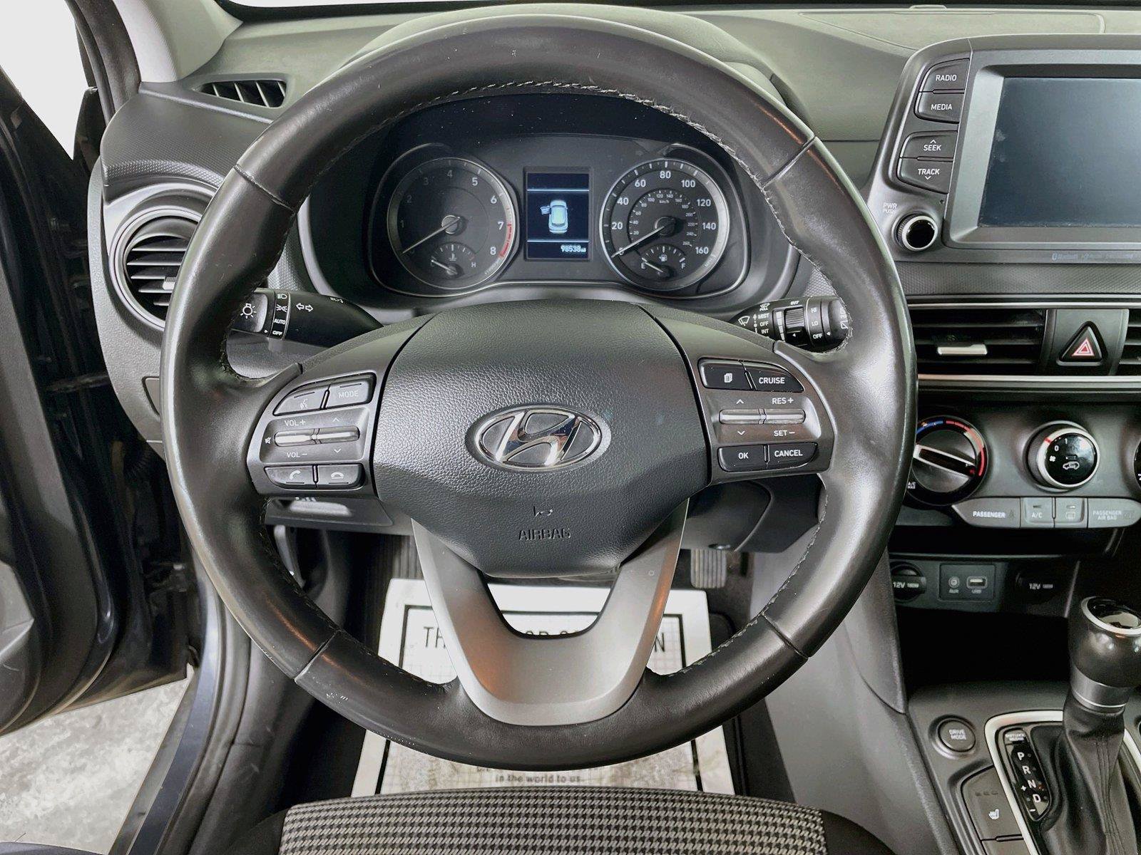 Used 2018 Hyundai Kona SEL AWD/4WD image 18