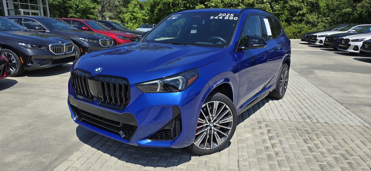 Certified 2025 BMW X1 xDrive28i w/ Technology Package AWD/4WD image 1