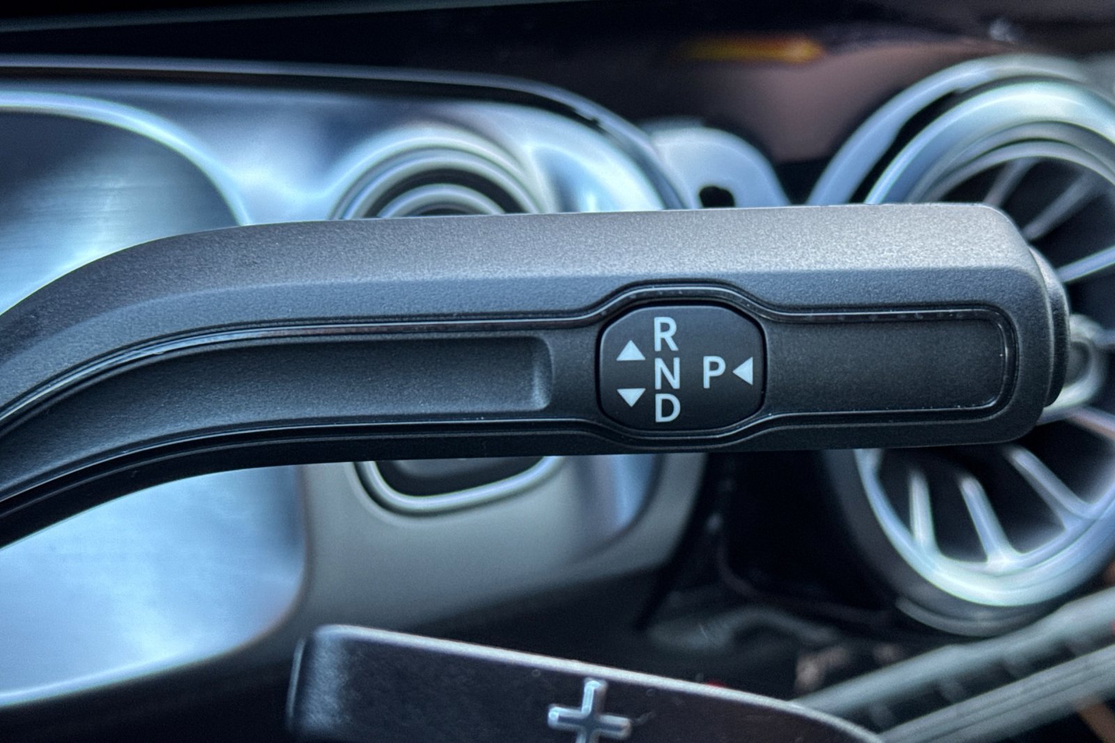 Certified 2025 Mercedes-Benz GLB 250 4MATIC image 22